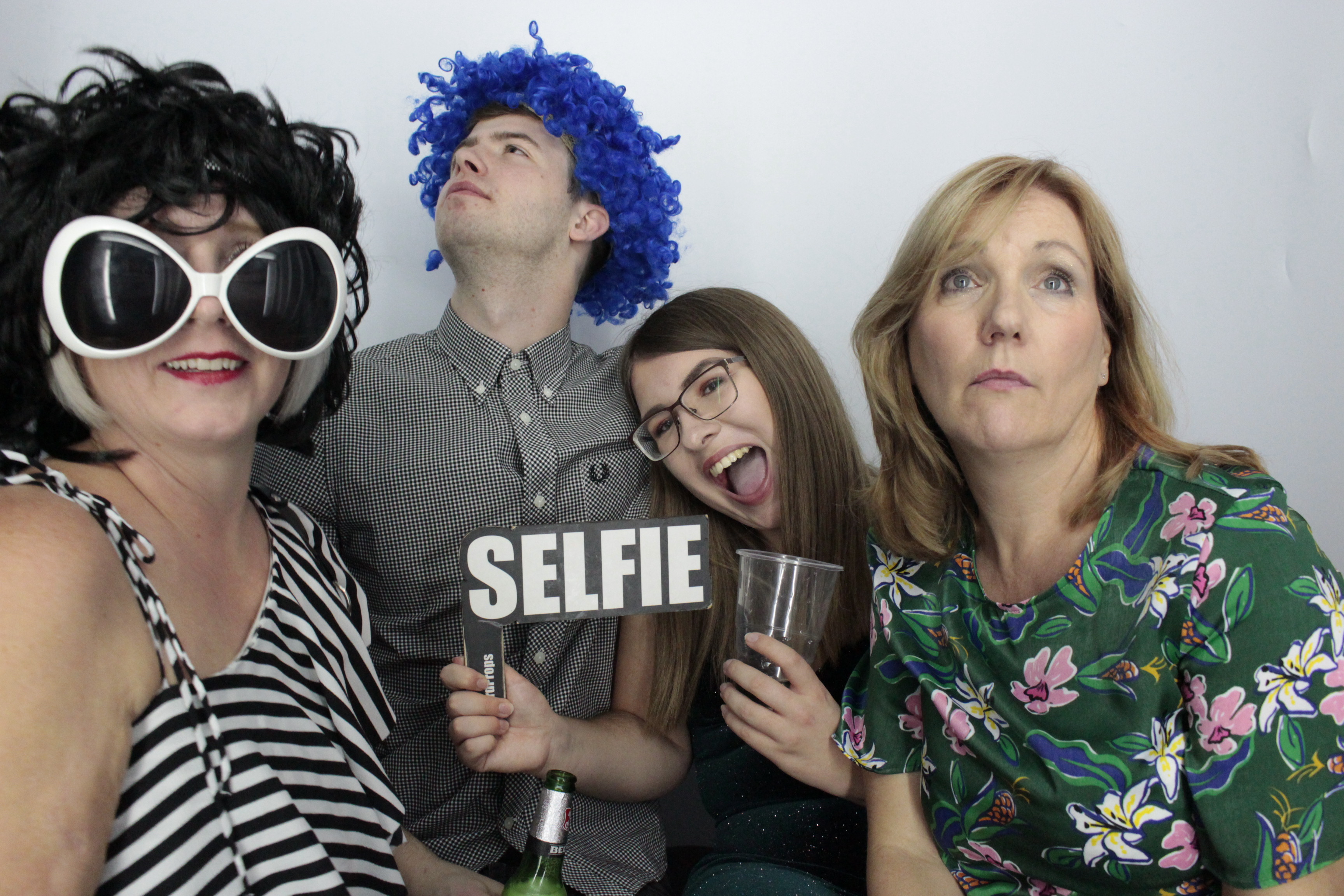 Sinead Byng 50th Birthday Party | View more photos from the event at gallery.myphotoboothexperience.co.uk/u/MyPhotoBoothExperienceLtd/Sinead-Byng-50th-Birthday-Party